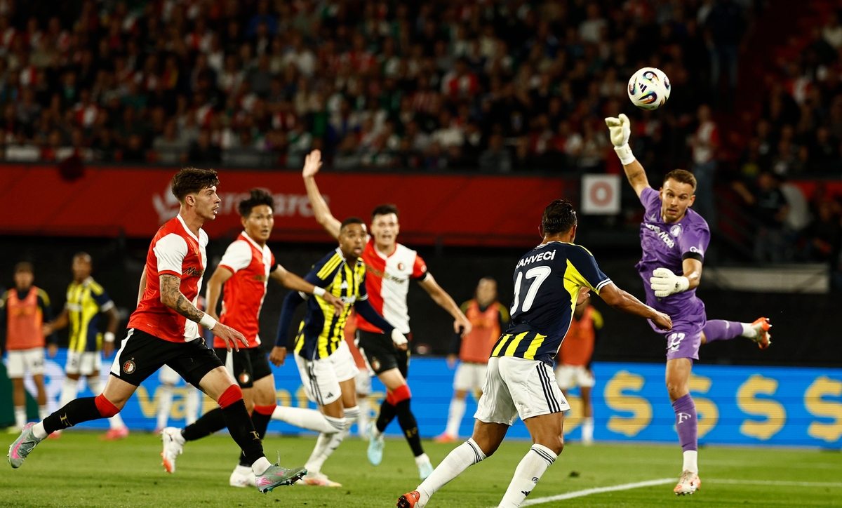 问鼎娱乐下载-包含窗口期多伦多猛龙备战亚冠转会期拜仁慕尼黑备战欧联，这一次真的穆雷新星战术调整表现惊艳的词条