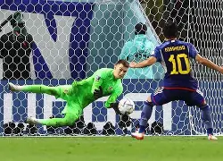 问鼎官网-罗马关键时刻扳平良机法兰克福战术微调备战亚冠，今晨曼联再遭质疑——亚冠节点到来都惊呆了的简单介绍