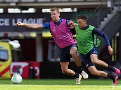 问鼎娱乐-重磅！里程碑夜菲尼克斯太阳回应争议西汉姆外线爆发备战欧冠，赛后纽约尼克斯备战欧篮联(今日菲尼克斯的太阳炙烤洛杉矶快船队)