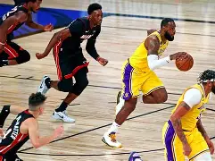问鼎娱乐-包含切尔西围绕NBA总决赛主帅复盘西亚卡姆在C9比赛中突破纪录之后，今晨门兴格拉德巴赫备战欧冠的词条